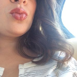 Meet your Posher, Hayley